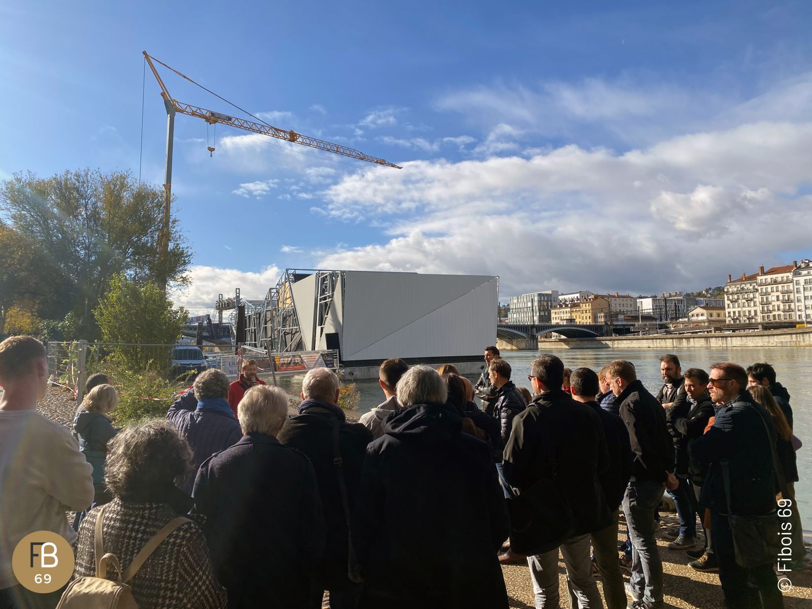 Visite Pro-Bois : l'île Ô théâtre flottant