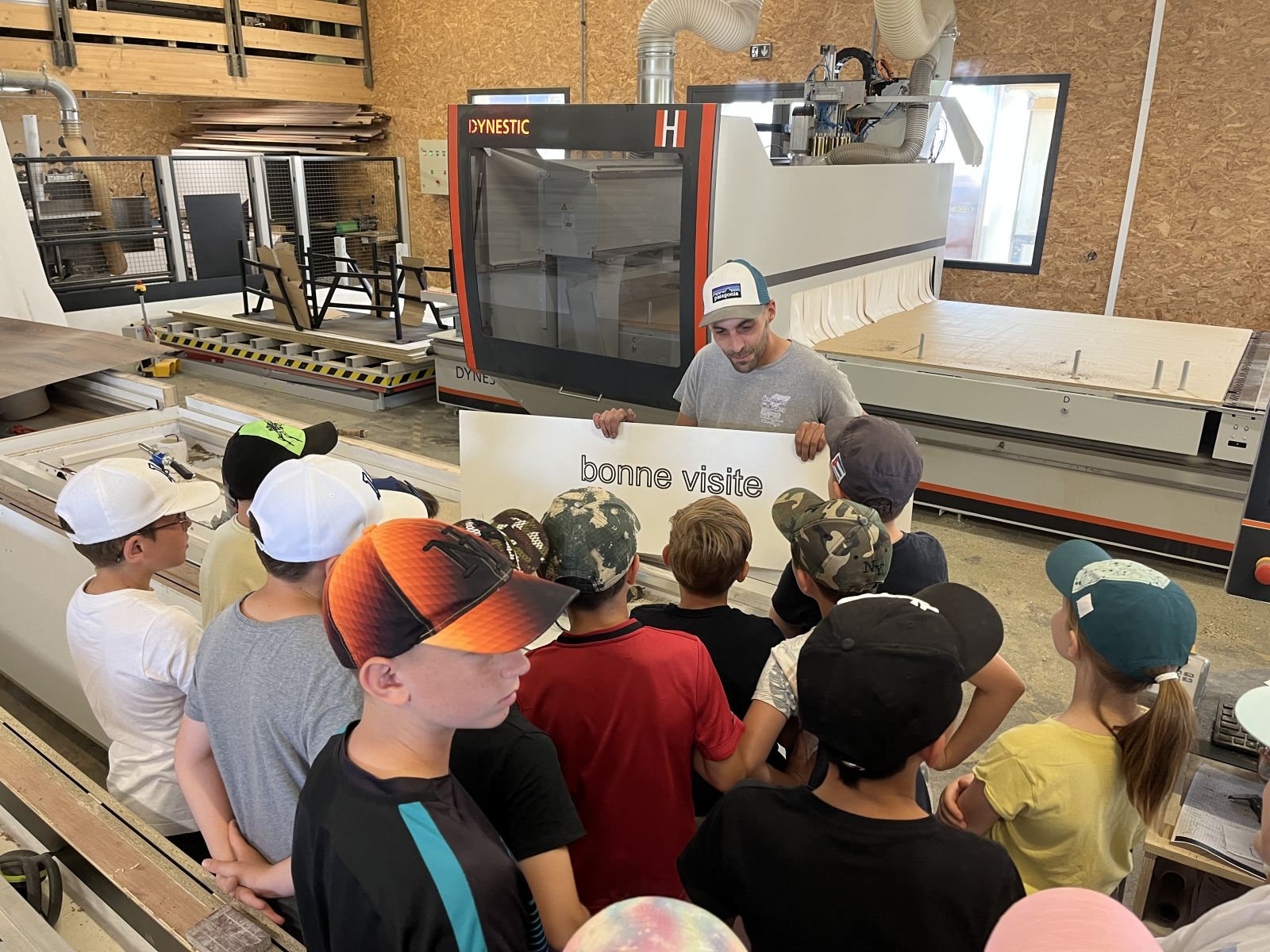Visite de l'entreprise Jambon Gaudioz - École primaire de St Étienne des Oullières - 2022